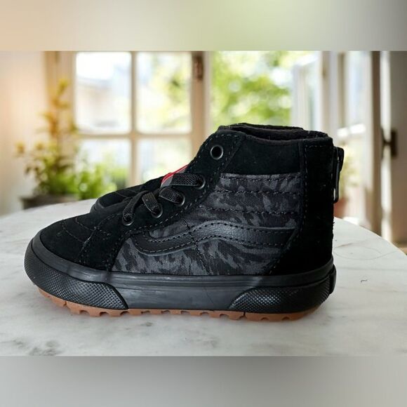 Vans Sk8-Hi Gore-Tex MTE-3 Waterproof Winter Boot Shoe Men - Picture 2 of 9